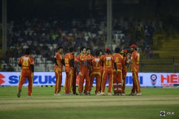 CCL 5 Telugu Warriors vs Bengal Tigers Match Photos